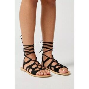 UO Hazel Gladiator Sandals Black Lace Up Flats Open Toe NEW Size 9